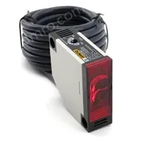 Retroreflective photoelectric switch E3JK-DS70M2 12-24VDC 5 wires Sensing distance 70cm